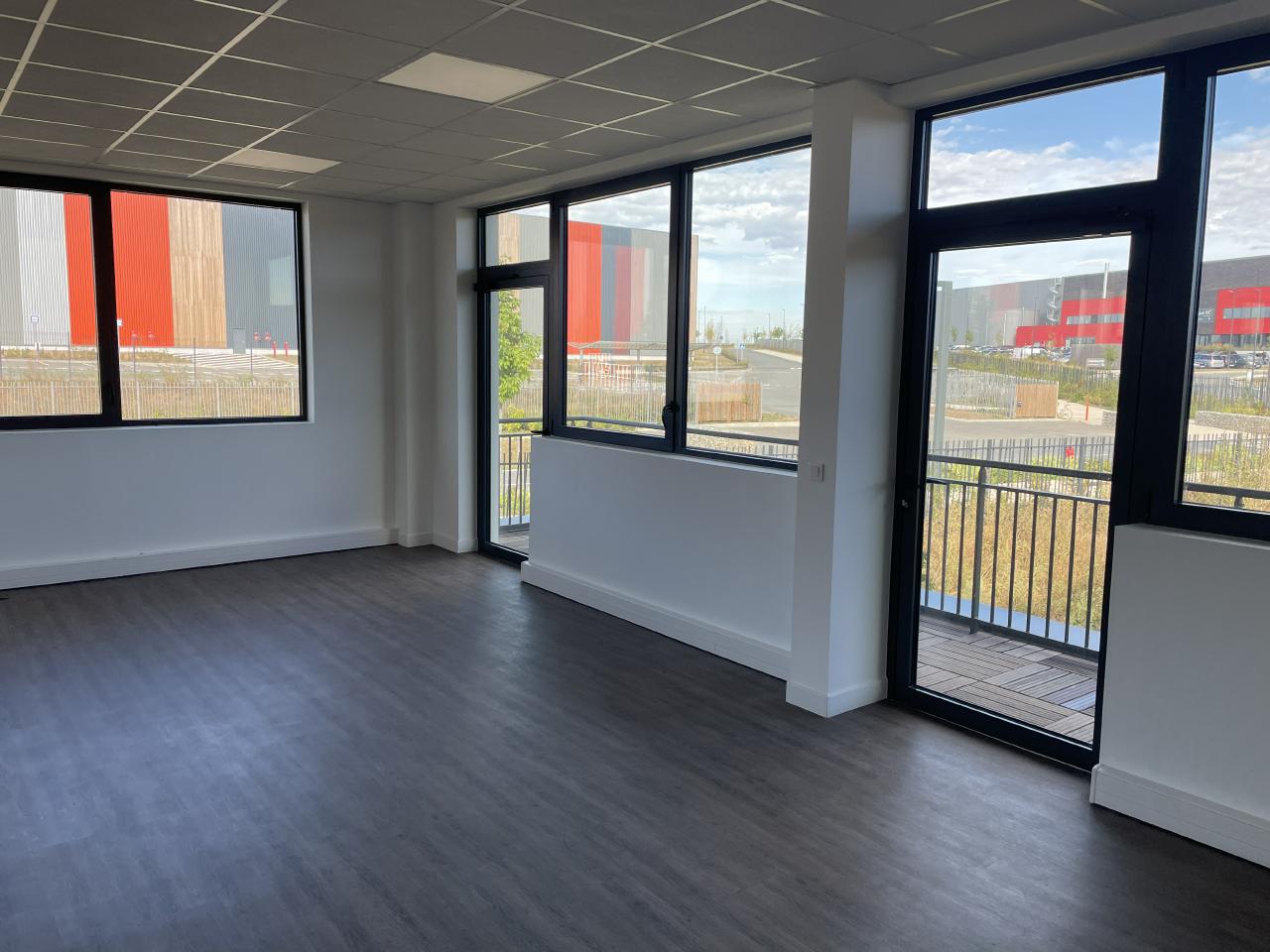 Local d'activité Louvres 1798m² Location local d'activité Louvres Val-d'Oise OLACT2204992 3